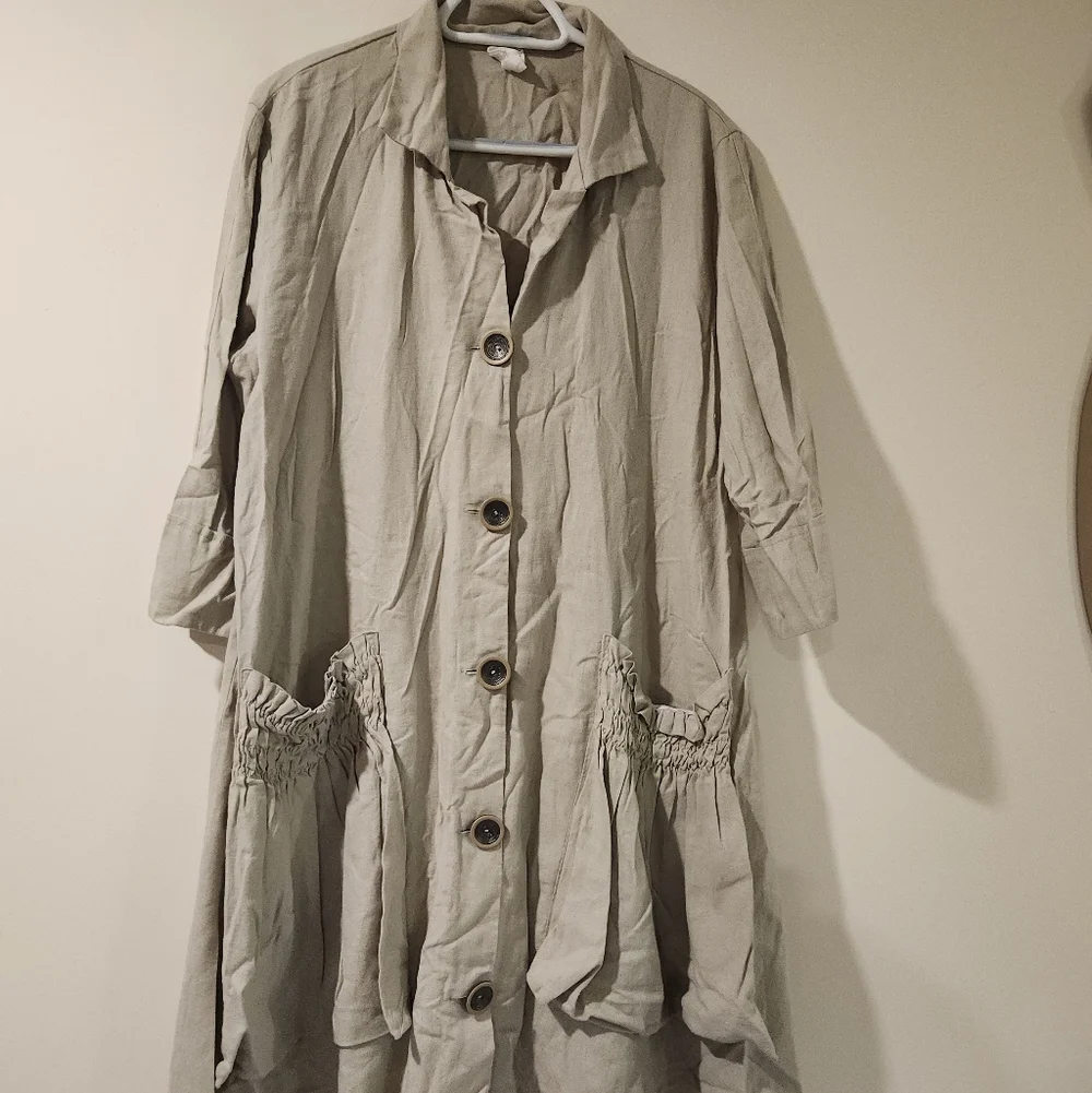 Women's Beige Button-Up Coat - Picture 1 of 3
